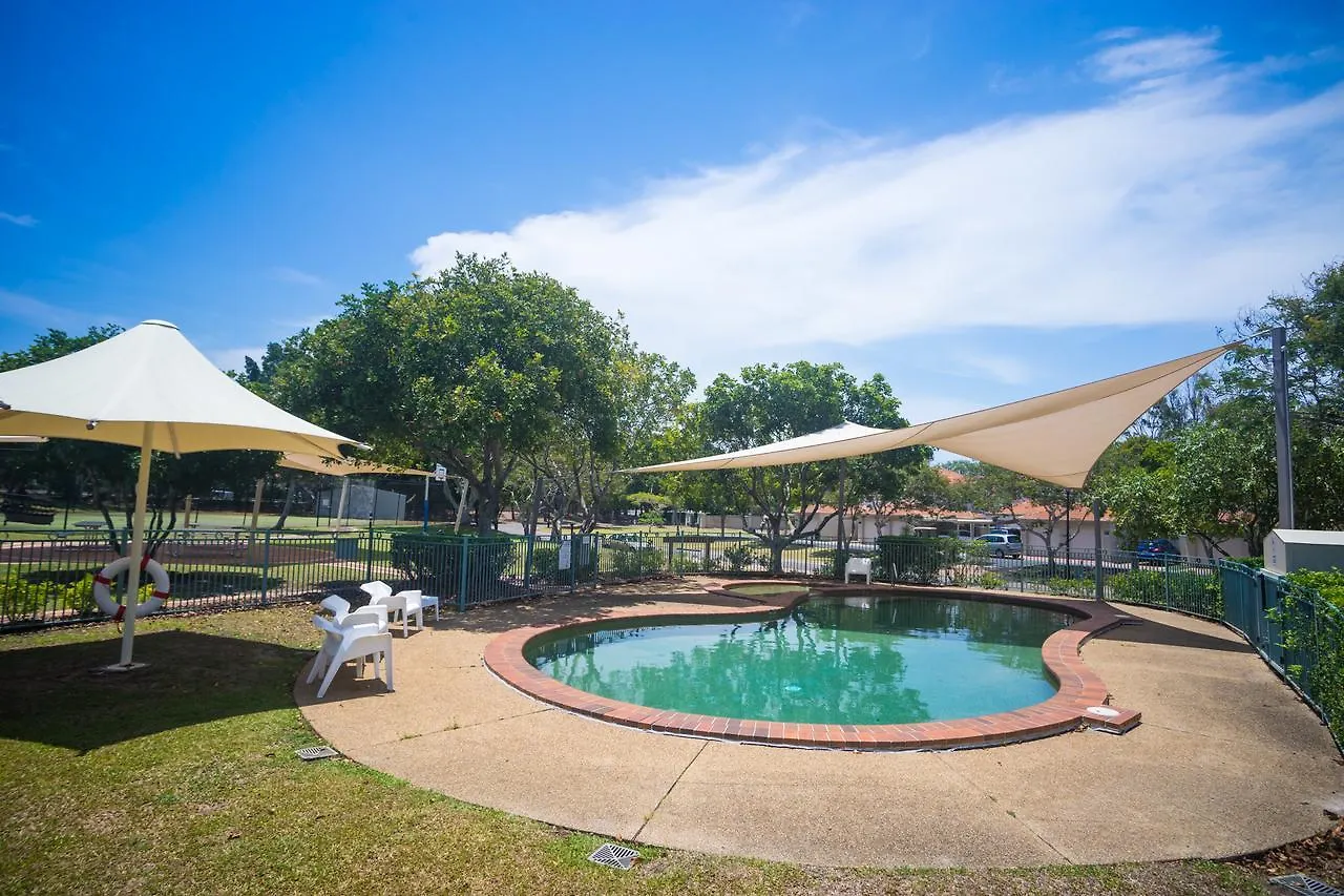Holiday Home Island Villa Hope Island