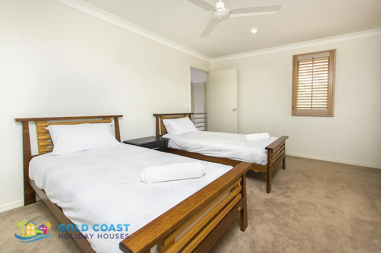 Holiday Home Island Villa Hope Island Australia